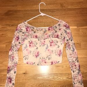 Chic and cute floral crop top